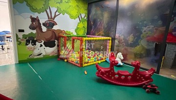 Квартира 1+1 с застекленным балконом в Оба, 55 кв.м. - Ракурс 7