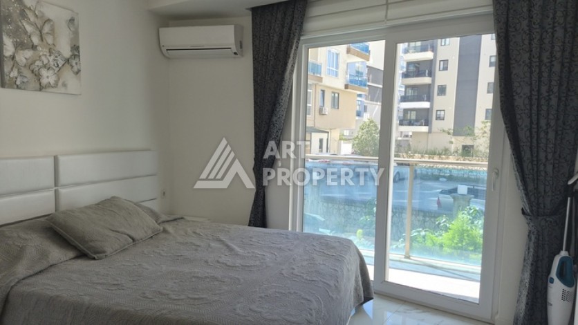 Уютная квартира 1+1 в комплексе в районе Махмутлар - Ракурс 12