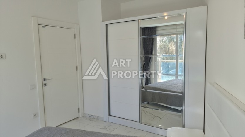 Уютная квартира 1+1 в комплексе в районе Махмутлар - Ракурс 14