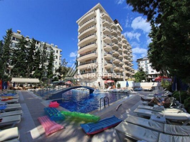 Большая квартира 1+1 в центре Алании, 65 м² с видом на крепость - Ракурс 2