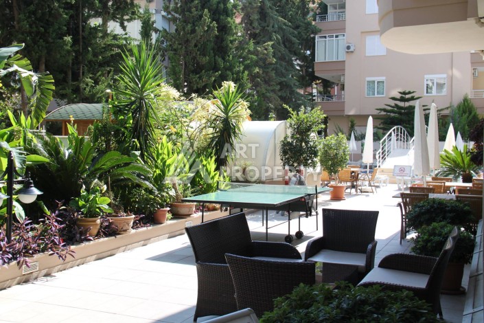 Большая квартира 1+1 в центре Алании, 65 м² с видом на крепость - Ракурс 4