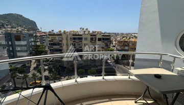 Большая квартира 1+1 в центре Алании, 65 м² с видом на крепость - Ракурс 8