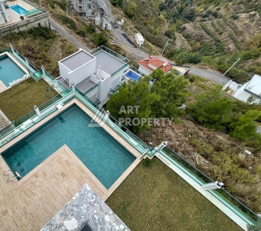 Роскошная вилла 3+1 в районе Каргыджак, 190 кв.м. - Ракурс 2