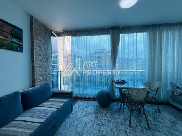 Светлая квартира 1+1 в 150 метрах от моря в районе Махмутлар - Ракурс 2