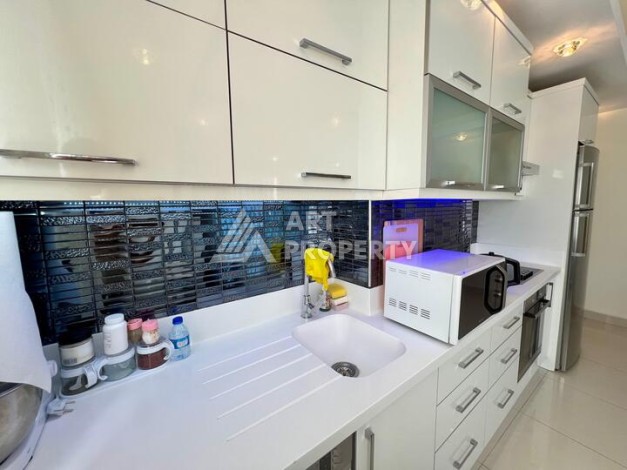 Светлая квартира 1+1 в 150 метрах от моря в районе Махмутлар - Ракурс 4