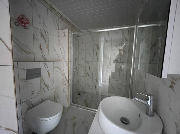 Двухкомнатная квартира на высоком этаже с видом на горы, 55 м2 - Ракурс 13