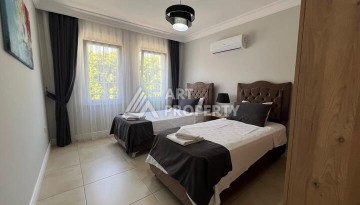 Просторная вилла 3+1 в комплексе в районе Инжекум - Ракурс 9