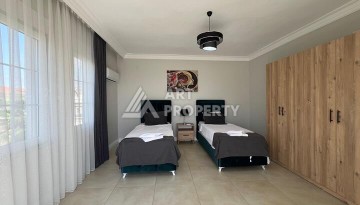 Просторная вилла 3+1 в комплексе в районе Инжекум - Ракурс 20