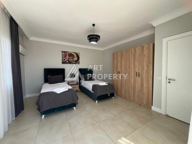 Просторная вилла 3+1 в комплексе в районе Инжекум - Ракурс 20