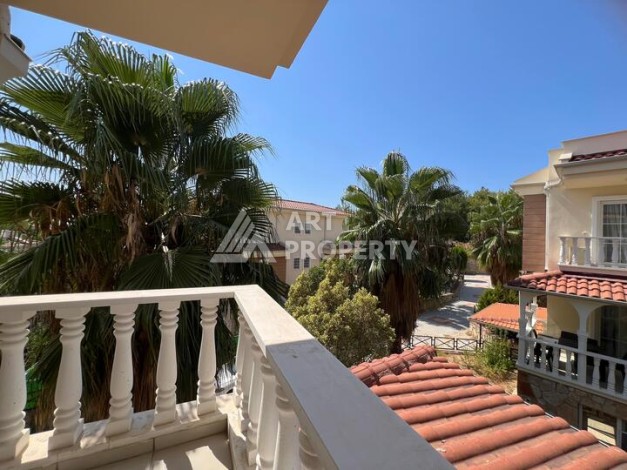 Просторная вилла 3+1 в комплексе в районе Инжекум - Ракурс 22