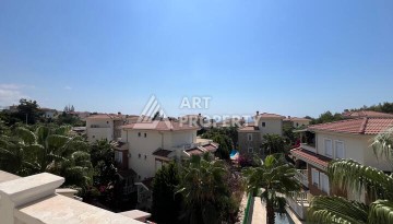 Просторная вилла 3+1 в комплексе в районе Инжекум - Ракурс 25