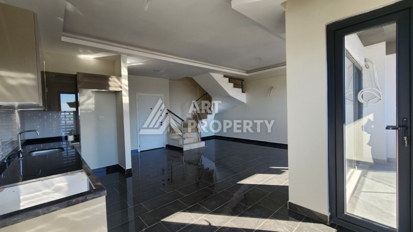 Дуплекс 2+1 в центре Махмутлара — 133 м² - Ракурс 3