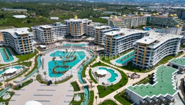 Квартира 4+1 в престижном ЖК, 180 кв.м. Турклер, Алания - Ракурс 2