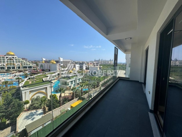 Квартира 4+1 в престижном ЖК, 180 кв.м. Турклер, Алания - Ракурс 10