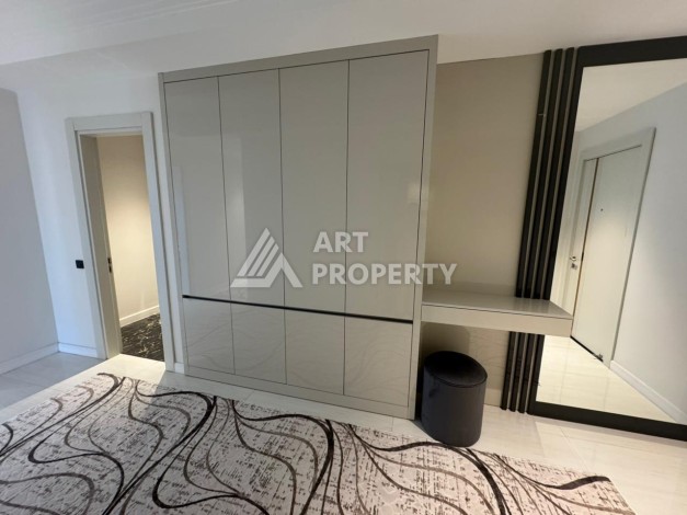 Квартира 4+1 в престижном ЖК, 180 кв.м. Турклер, Алания - Ракурс 11