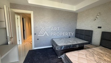 Квартира 4+1 в престижном ЖК, 180 кв.м. Турклер, Алания - Ракурс 14