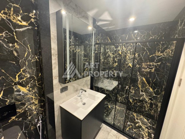 Квартира 4+1 в престижном ЖК, 180 кв.м. Турклер, Алания - Ракурс 19
