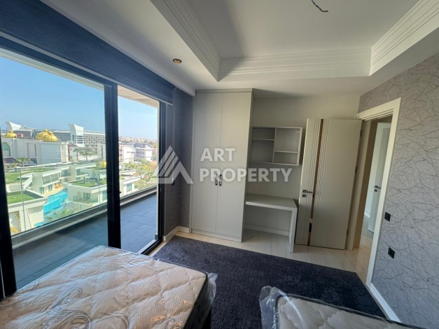Квартира 4+1 в престижном ЖК, 180 кв.м. Турклер, Алания - Ракурс 26