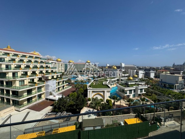 Квартира 4+1 в престижном ЖК, 180 кв.м. Турклер, Алания - Ракурс 33