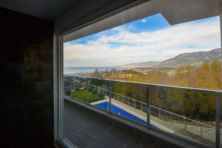 Шикарное предложение в районе Каргыджак, отдельностоящая вилла 4+1, 220 м2 - Ракурс 21