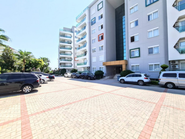 Трехкомнатная квартира в люксовом комплексе в районе Авсаллар, 110 м2 - Ракурс 3