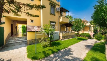 Трехэтажная вилла 2+1 в Конаклы, 250 м от моря - Ракурс 22