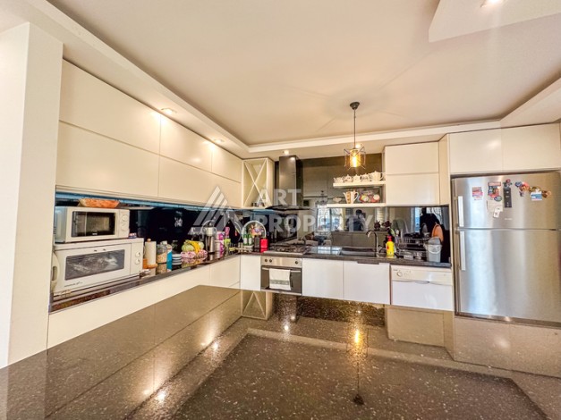 Квартира 3+1 в районе Клеопатра, 135 кв.м. Вид на море - Ракурс 8