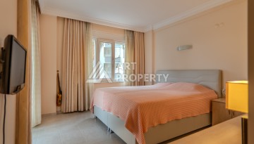 Большая квартира 2+1 в Тосмуре, 350 м до моря - Ракурс 32