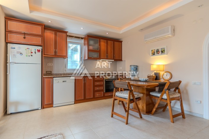 Большая квартира 2+1 в Тосмуре, 350 м до моря - Ракурс 32