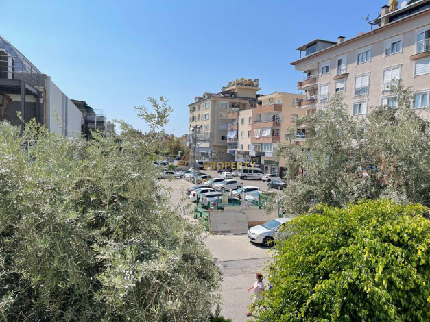 Полностью меблированная трехкомнатная квартира в центре города Аланья, 90м2 - Ракурс 21