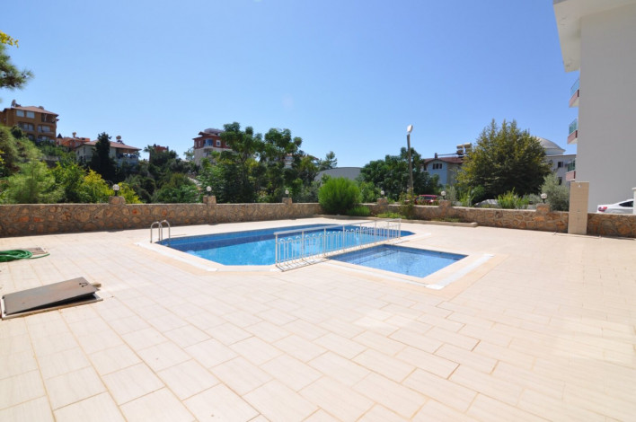 Дуплекс 4+1 в 200 метрах от моря в районе Кестель, 200 м2 - Ракурс 4