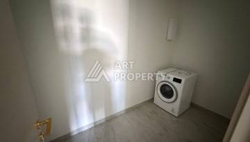 Квартира 2+1 с видом на море и горы в центре Алании - Ракурс 4