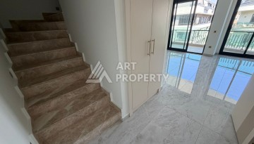 Квартира 2+1 с видом на море и горы в центре Алании - Ракурс 9