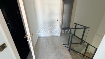 Квартира 2+1 с видом на море и горы в центре Алании - Ракурс 10