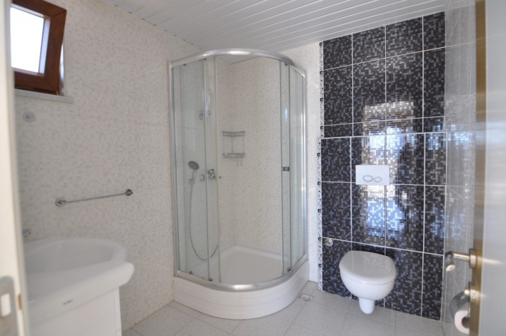 Дуплекс 4+1 в 200 метрах от моря в районе Кестель, 200 м2 - Ракурс 30