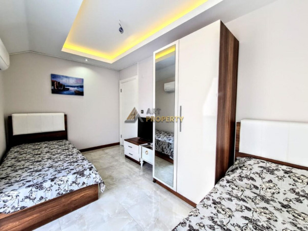 Двухуровневая квартира 2+1 с мебелью в Махмутларе, 140 м2 - Ракурс 8