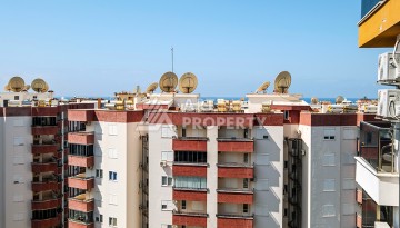 Квартира 1+1 с видом на море в Махмутларе, 65 кв.м. - Ракурс 40