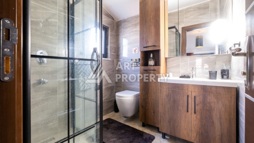 Вилла 4+2 с бассейном и садом, 220 кв.м.Турклер, Алания - Ракурс 9