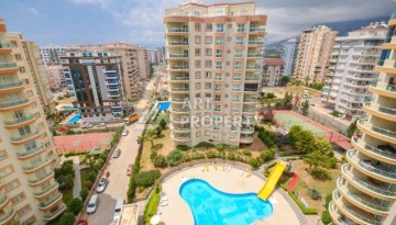 Дуплекс 4+1 с видом на море в Махмутларе, 160 кв.м. - Ракурс 1