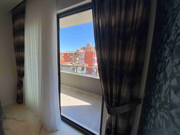 Квартиры 1+1 в новом готовом проекте в центре города Аланья, 50-132 м2 - Ракурс 32