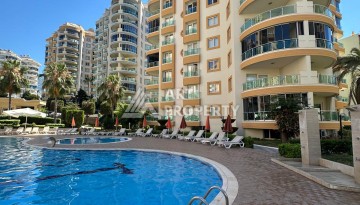 Квартира 1+1 в ЖК с красивой территорий, 65 кв.м. Махутлар, Алания - Ракурс 1