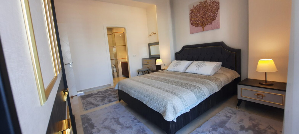 Трехкомнатная квартира в одном из лучших комплексов района Махмтулар,  130 м2 - Ракурс 6