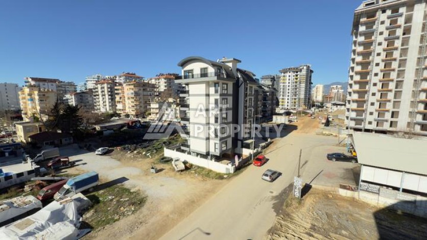 Просторный дуплекс 3+1 в центре Махмутлара, 192 м² - Ракурс 3