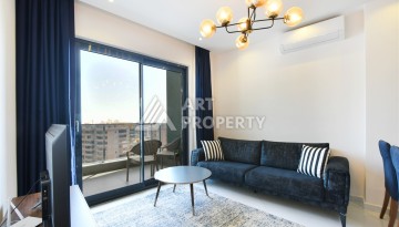 Видовая квартира 1+1 в престижном ЖК Махмутлара, 55 кв.м. - Ракурс 3