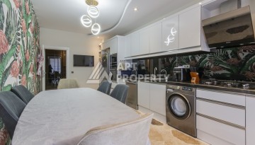 Большая квартира 3+1 с отдельной кухней в Махмутларе, 180 м² - Ракурс 5