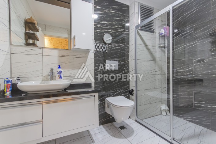 Большая квартира 3+1 с отдельной кухней в Махмутларе, 180 м² - Ракурс 6
