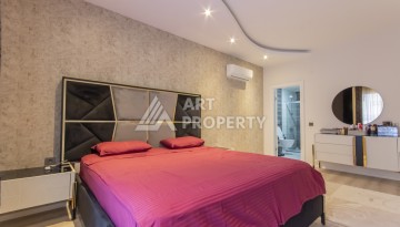 Большая квартира 3+1 с отдельной кухней в Махмутларе, 180 м² - Ракурс 8