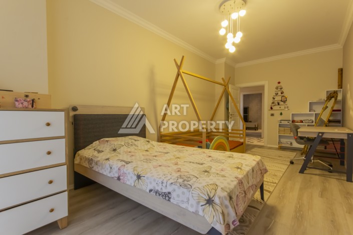 Большая квартира 3+1 с отдельной кухней в Махмутларе, 180 м² - Ракурс 24