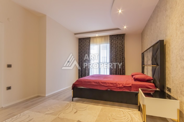 Большая квартира 3+1 с отдельной кухней в Махмутларе, 180 м² - Ракурс 25