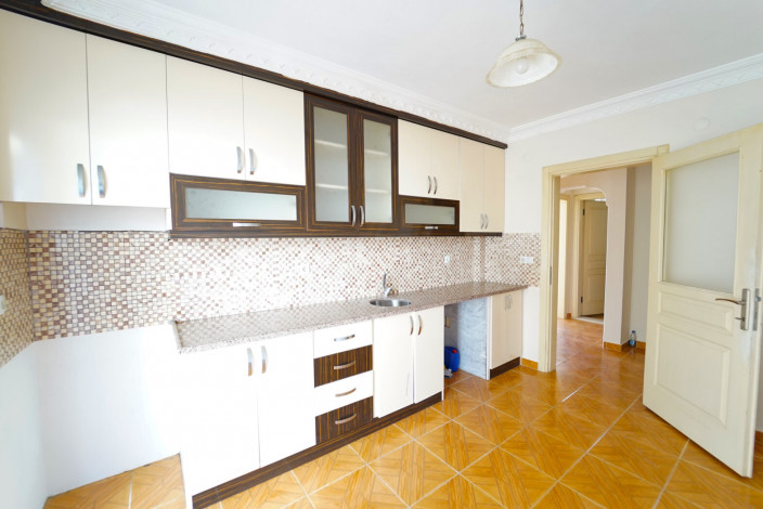 Квартира 2+1 в районе Газипаша, 110 м2 - Ракурс 4